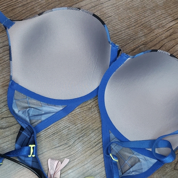 Nwot Victoria secret 34D push up bra blue - Picture 3 of 4